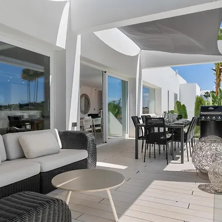 Villa Vivi Homes -villa Carat Pool, Cinema, Golf & Terrace